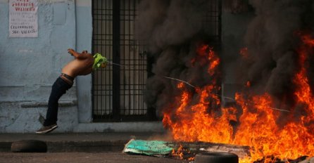 SAD proširile sankcije Venecueli