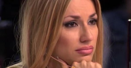 Rada Manojlović opet na sedativima? PJEVAČICA SE POVUKLA SA ESTRADE, ALI OVO JE SVE ZAPREPASTILO