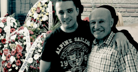 TUGA! JAVIO SE PJEVAČ KOJI JE NASTUPAO SA ŠABANOVIM KLAVIJATURISTOM: Ovo što mu je Mirsadov sin rekao na očevoj sahrani KIDA DUŠU I SRCE