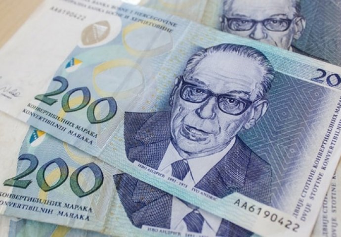 PREVARILI HILJADE GRAĐANA: Lažnim donacijama zadužili veliki broj korisnika