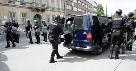 PUNO POSLA ZA POLICIJU: U subotu u Sarajevu isključeno 40 vozila