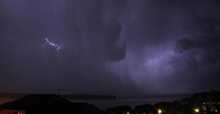 PRIPREMITE SE! STIŽU OLUJE, GRMLJAVINA I PAD TEMPERATURE, a evo šta nas još čeka