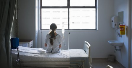 NEZAPAMĆEN HOROR: Pijan silovao prijateljicu (25) dok je spavala, u istom krevetu LEŽAO NJEN BIVŠI MUŽ?!