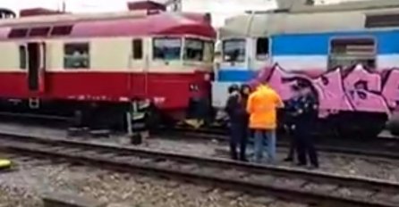 SUDAR VOZOVA, NALETJELI DIREKTNO JEDAN NA DRUGOG: Evakuisano 250 putnika, 21 POVRIJEĐENO (VIDEO)