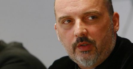 POPULARNI PJEVAČ USKORO U ZATVORU? Cetinskog očekuje kazna od 8 godina!