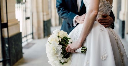 OVO SIGURNO NISTE ZNALI: Evo šta znači ako burmu nosite na desnoj, a šta na lijevoj ruci