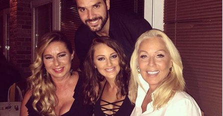 BRENA OBJAVILA PRVU FOTOGRAFIJU NAKON ROĐENJA UNUKA: Internet se usijao, SVI SMO OVO ČEKALI (FOTO)