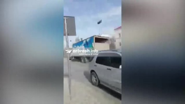 c814b18abb7a2babfc99-1