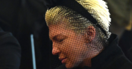 SVI SE ŠOKIRALI KADA SU VIDJELI JELENU BEZ KOSE, A SADA JE ISPLIVALA ISTINA: On se javio i sve otkrio, OVO JE STRAŠNO!