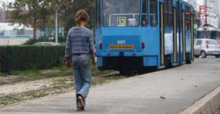 U KAKVOM VREMENU ŽIVIMO? Više od 128.000 djece na rubu gladi!