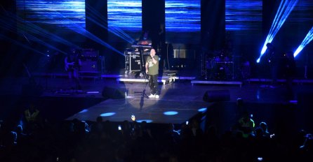Spetakularan koncert Tonija Cetinskog u Sarajevu