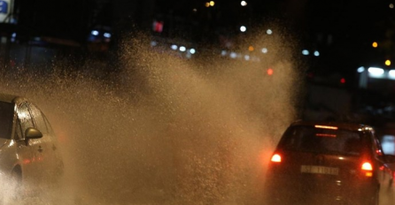 STRAŠNA TRAGEDIJA! Kiša izazvala KATASTROFU: Najmanje 11 mrtvih, u jednom mjestu nastradala beba! 