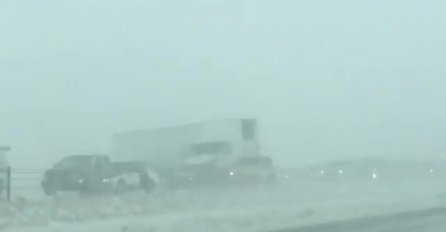 NAPADALO 30 CENTIMETARA SNIJEGA, ZATVORENI PUTEVI I ŠKOLE: Paralisano pola zemlje, POTPUNI KOLAPS 