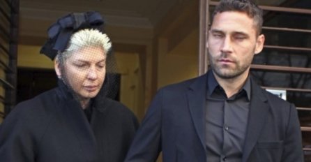 MUŽ JELENE KARLEUŠE SE NE VRAĆA U KINU: Evo šta se dešava u Jeleninoj kući poslije Divnine smrti