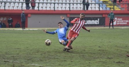 Podizanje atmosfere na bh. način: IGRAČI NAŠEG KLUBA SE OPUŠTALI UZ ALKOHOL I NARGILE