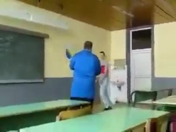 c8a594107e2d8c891e9c-3