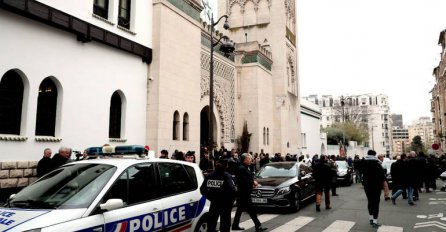 PROTESTI U FRANCUSKOJ: Na ulicama Pariza 40.000 osoba protiv islamofobije