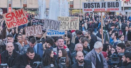 NE PROTESTUJE SE SAMO U SRBIJI: 10.000 Crnogoraca protiv vlade diglo glas