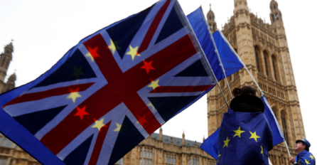  Francuska spremna da uloži veto na odgađanje Brexita