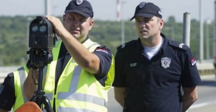 SAMO NAM JE OVO JOŠ TREBALO! Uvode se nova pravila za vozače! Ako imate ova vozila, snaći će vas teške muke!