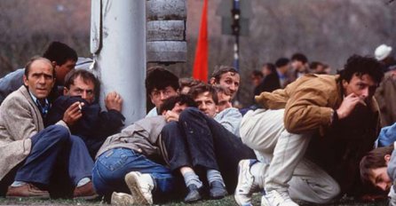 NEKADA SLIKE GOVORE VIŠE OD HILJADU RIJEČI: Sijanje smrti po nahođenju Karadžića 