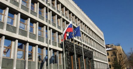 Zahtjev za povlačenje priznanja Kosova u parlamentu Slovenije