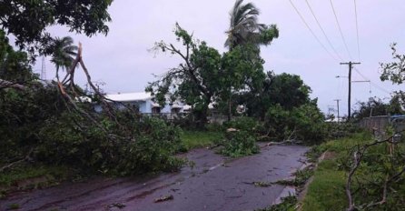 NAREĐENA HITNA EVAKUACIJA 2000 LJUDI, STIŽE NEZAPAMĆENO NEVRIJEME: Udari vjetra od 260km/h, SPREMITE SE!