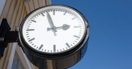 NEMA VIŠE POMJERANJA KAZALJKI NA SATU: Ukida se zimsko i ljetno računanje, OSTAJE SAMO JEDNO!