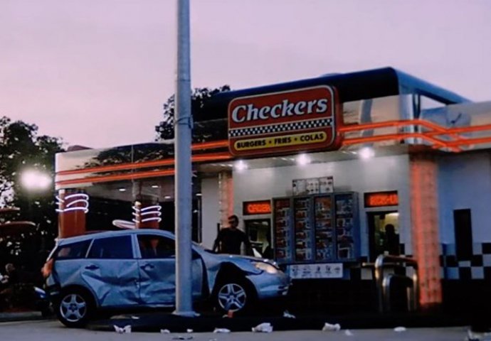 Novi TREND na internetu koji OSVAJA SVIJET: Ko ili šta je ovaj muškarac? (VIDEO)