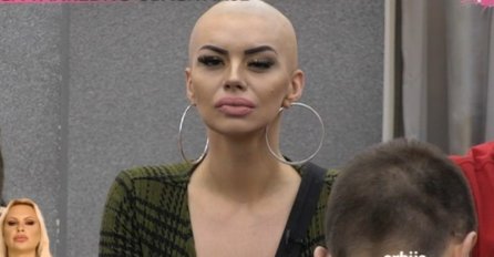 ZERINA PROLAZI KROZ ŽIVOTNU DRAMU! Smršala 15 kilograma, ne izlazi iz kuće, a njeno novo priznanje ostavlja BEZ TEKSTA!