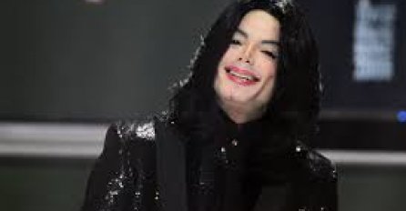 Kralj muzike kupovao "vjenčani prsten" maloljetnom dječaku (VIDEO)