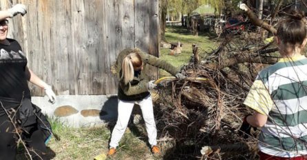 TO SAMO IMA U BOSNI I HERCEGOVINI: Srednjoškolci čistili grad, pa pronašli bombu