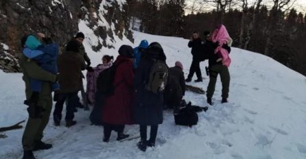 UŽASNE SCENE NA GRANIČNOM PRELAZU: U šumi između Crne Gore i BiH pronađeno 10 migranata u teškom stanju