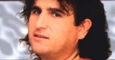 NAKON ŠTO SU PJEVAČA OPTUŽILI DA JE UKRAO MOBITEL: Oglasio se Sejo Kalač, evo šta je poručio