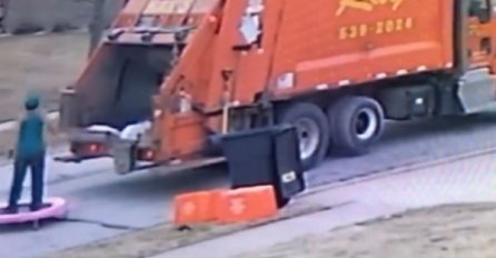 RADNIK GRADSKE ČISTOĆE NASMIJAO REGION: Skupljao je smeće, a onda naletio na TRAMPOLINU (VIDEO)