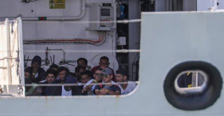 Grupa migranata otela teretni brod u vodama Libije