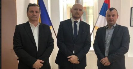 Field poručio Grujičiću: Stav Velike Britanije o julu 1995. u Srebrenici nije promijenjen