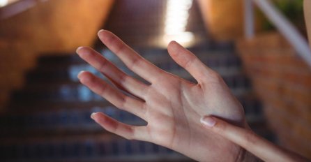 DA LI VAM TRNU RUKE ILI PRSTI? EVO NA ŠTA VAS UPOZORAVA OVAJ SIMPTOM: Na vrijeme obratite pažnju