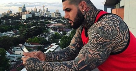 JA SAM 'MUSLIMANSKI VOJNIK' I ODAN SAMO SEBI: Cijelo tijelo mu je prekriveno tetovažama, a njegove slike na Instagramu morate vidjeti!