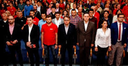 KRIZA TRESE STRANKU, zaposleni se žale da ne primaju platu, a iz vrha poručuju:  Pred nama su teške odluke