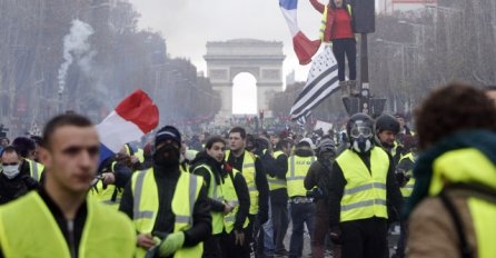 Žuti prsluci u Parizu uprkos zabrani protesta