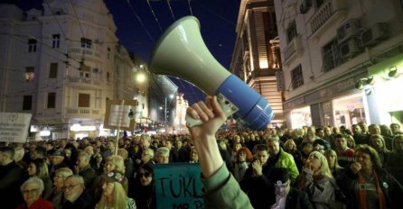 NAJVEĆI PROTEST PROTIV VUČIĆA DO SADA: Režim najavio KAZNENE mjere prema demonstrantima