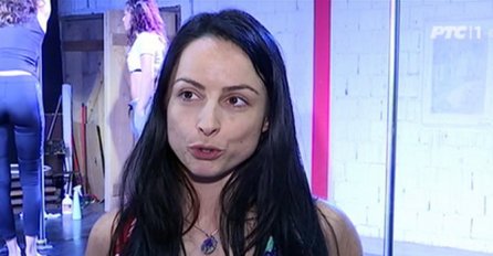 JUČER SE OVA DJEVOJKA POJAVILA NA RTS-U I SVI SU TRLJALI OČI KAD SU VIDJELI KAKO SE ZOVE I PREZIVA: Ništa čudnije niste čuli!
