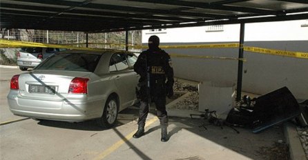 AUTO-MAFIJA PONOVO NA BH. CESTAMA: Za 24 sata ukradeno šest automobila!