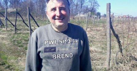 KADA VOJISLAV POKAŽE SVOJU LIČNU KARTU, SVI UMIRU OD SMIJEHA: "Kada kažem kako se prezivam ljudi oplaču"