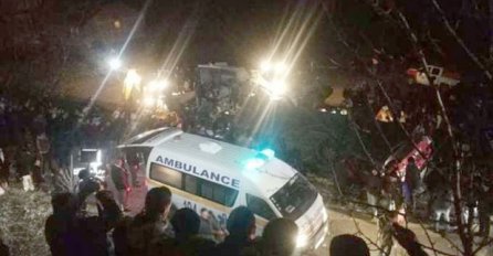 Stravična tragedija: POGINUO BRAČNI PAR I NJIHOVO DVOJE DJECE