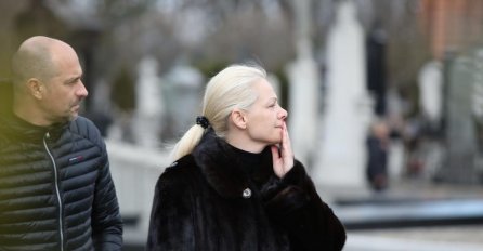 ILDA ŠAULIĆ USLIKANA PRVI PUT NAKON SMRTI ŠABANA: Skinula je crninu, a svi su odmah ugledali OVAJ DETALJ NA NJENOM LICU!