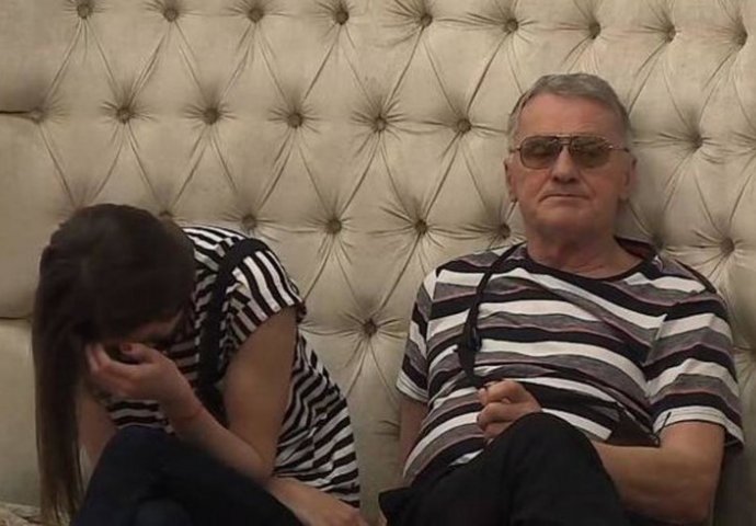 NAKON STRAŠNE SVAĐE, MILIJANA NASKOČILA NA MILOJKA: Svi su u ŠOKU gledali u njih, pogledajte šta mu je RADILA (VIDEO)