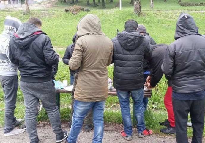 Gradsko vijeće Bihaća: Migrantske centre izmjestiti van grada