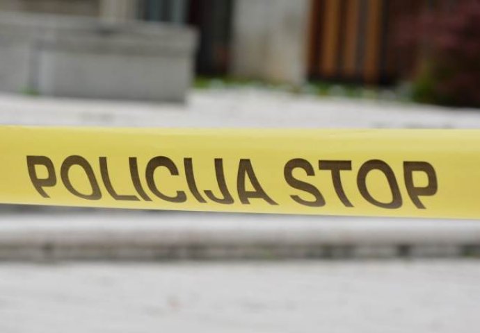 TRAGEDIJA U HRVATSKOJ: Automobil sletio s ceste, poginula jedna osoba